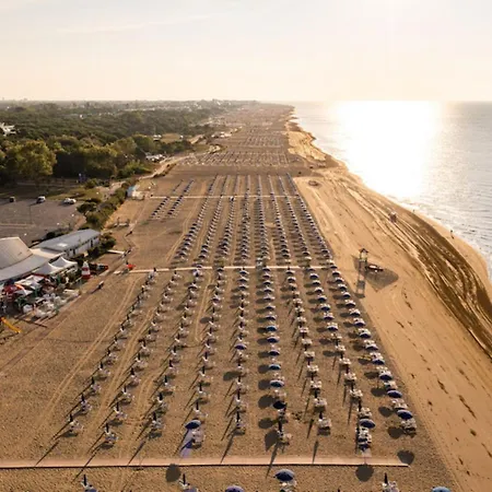 Apartamento Sea View Flat With Balcony And Pool