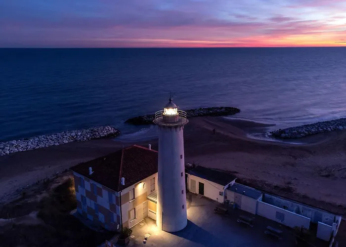 Sea View Flat With Balcony And Pool