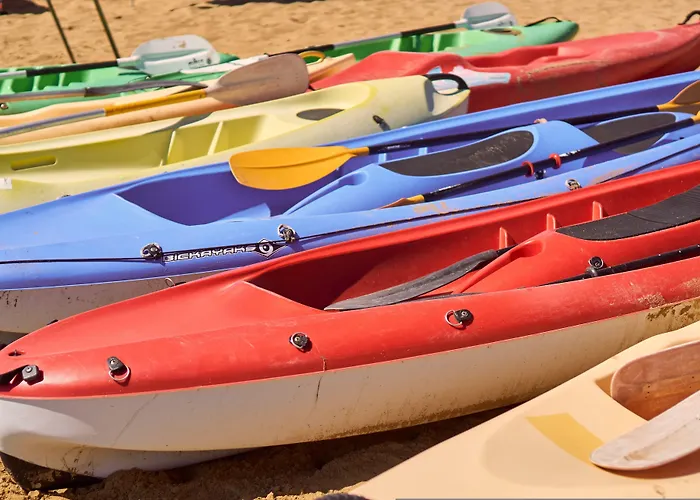 Sea View Flat With Balcony And Pool